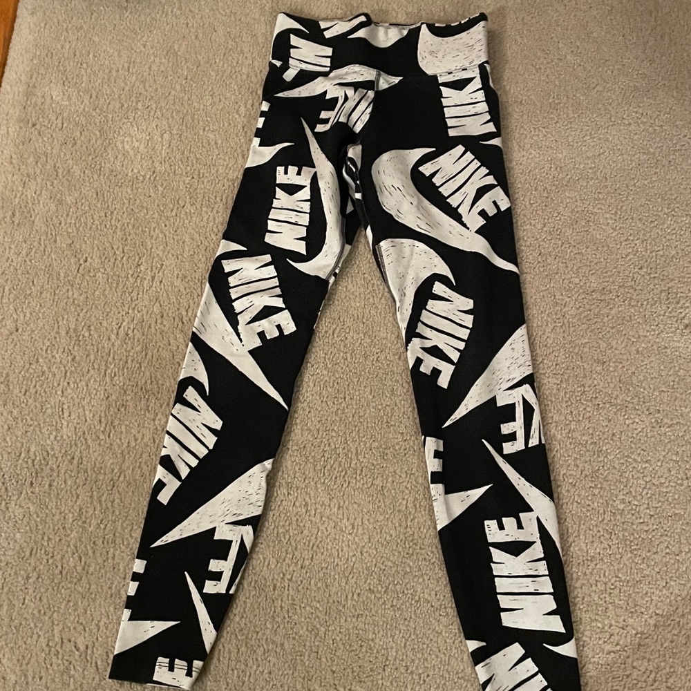 Nike Allover Print Leggings